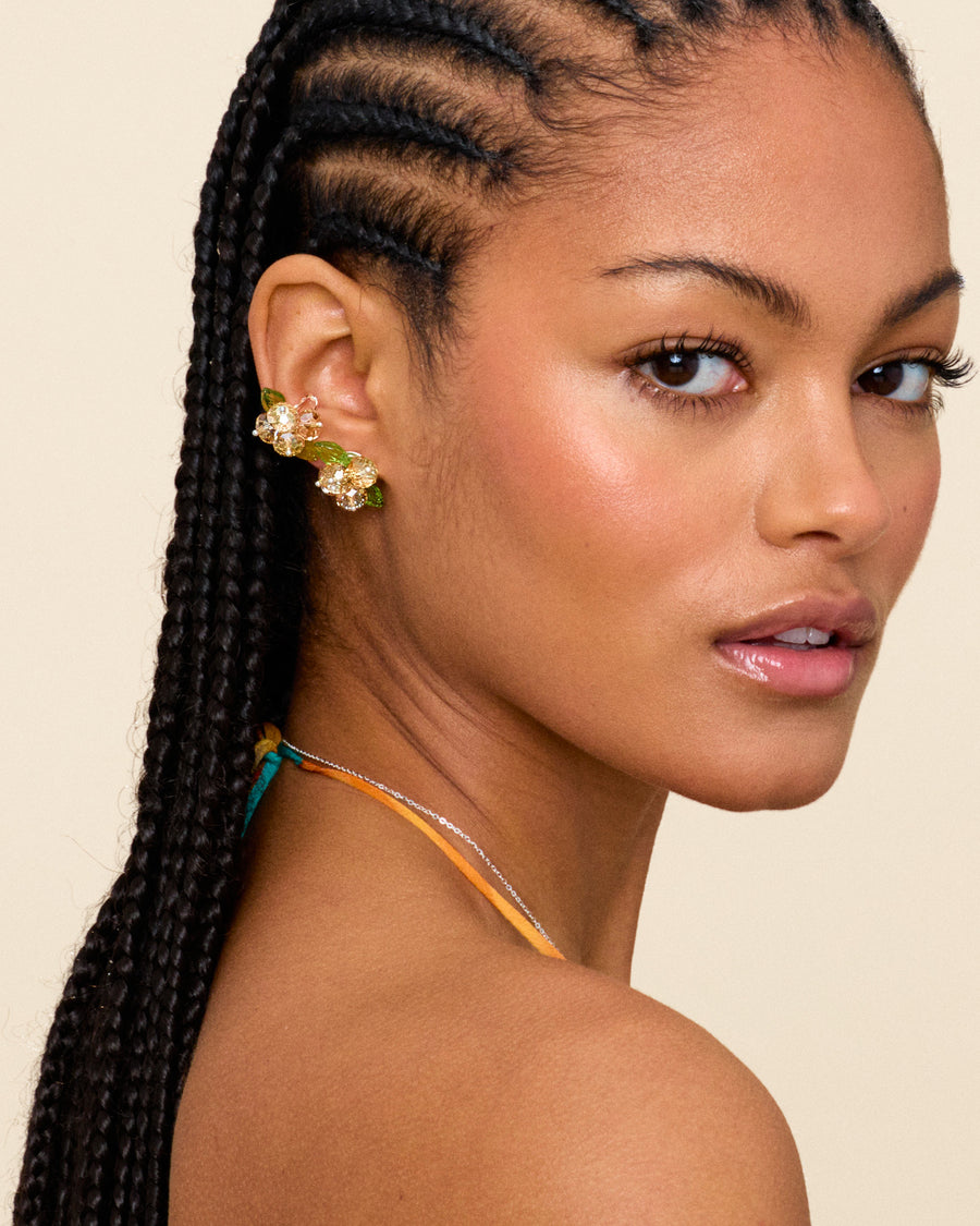 Vanilla Romance Earcuff Hopea