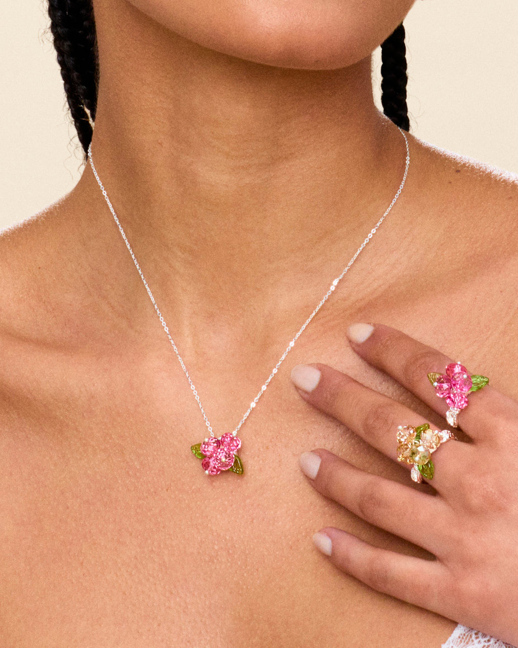 Rose Romance Necklace in Silver