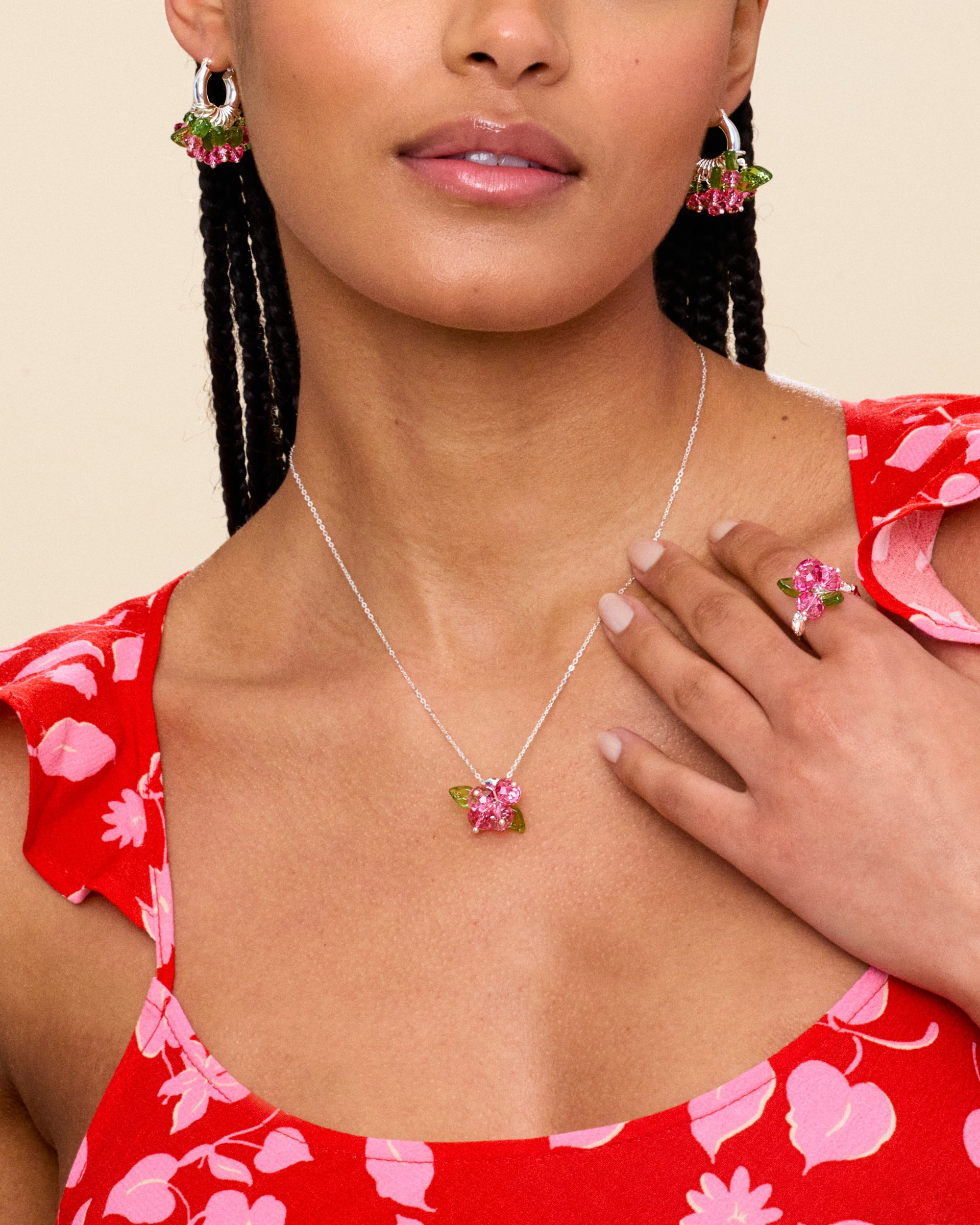 Rose Romance Necklace in Silver