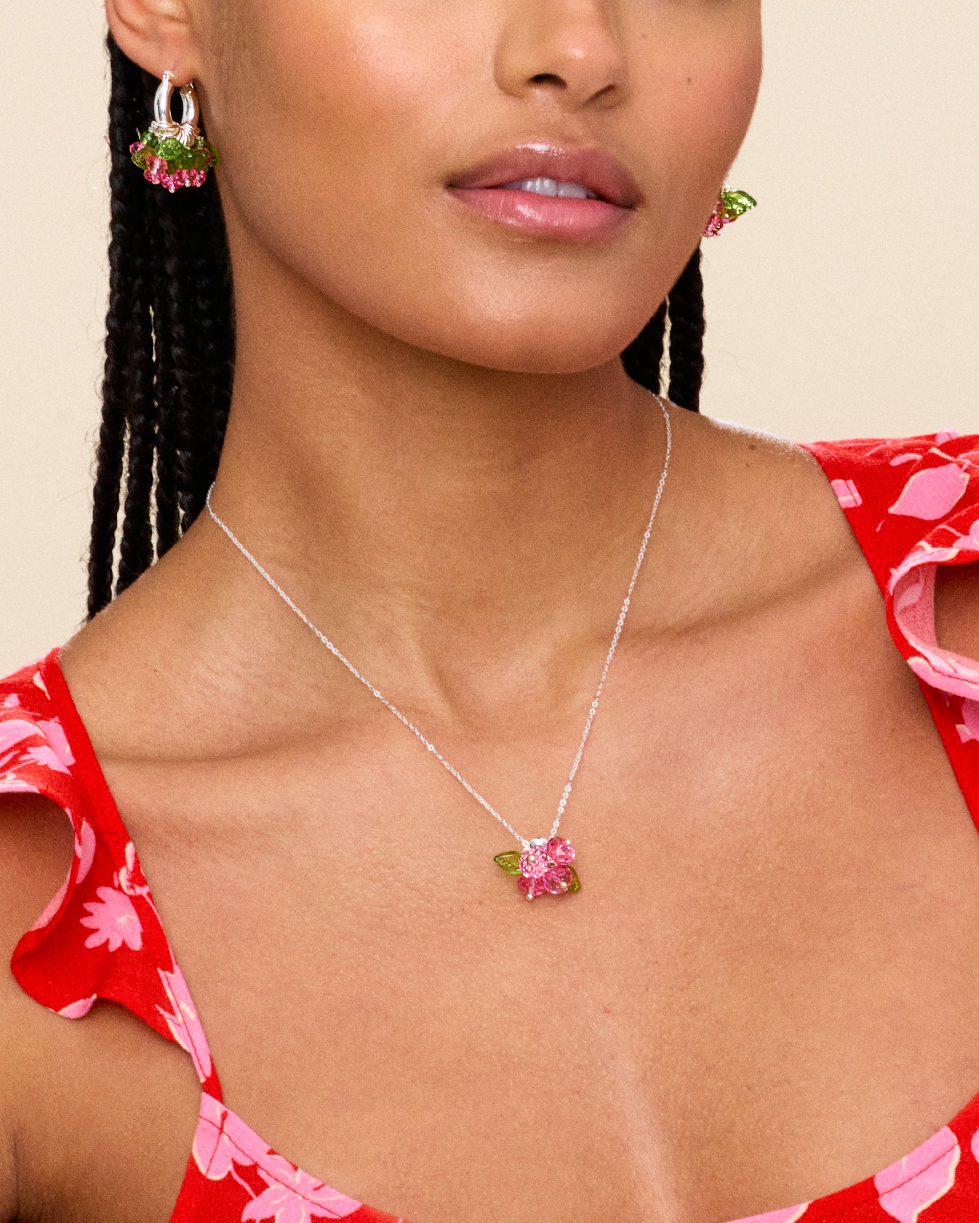 Rose Romance Necklace in Silver