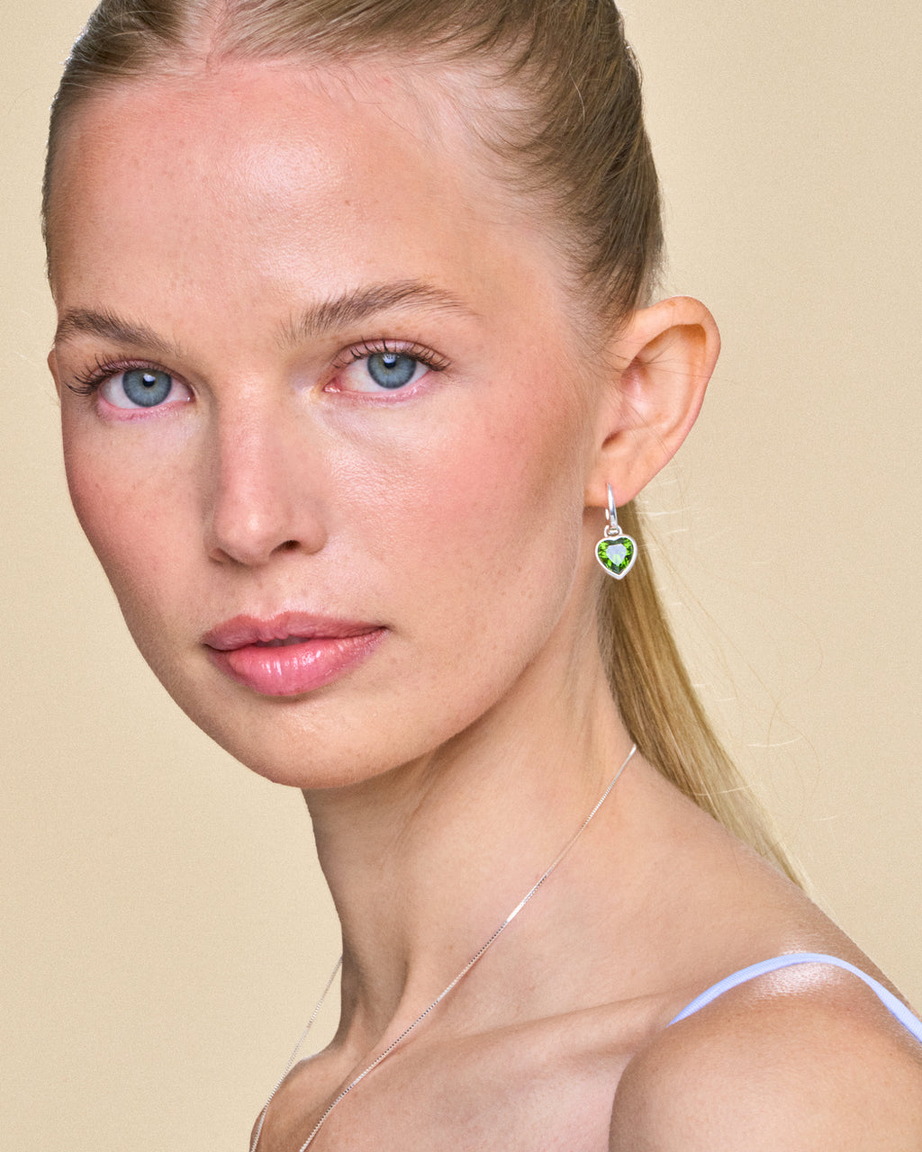 Sweethearts Green Earrings in Silver