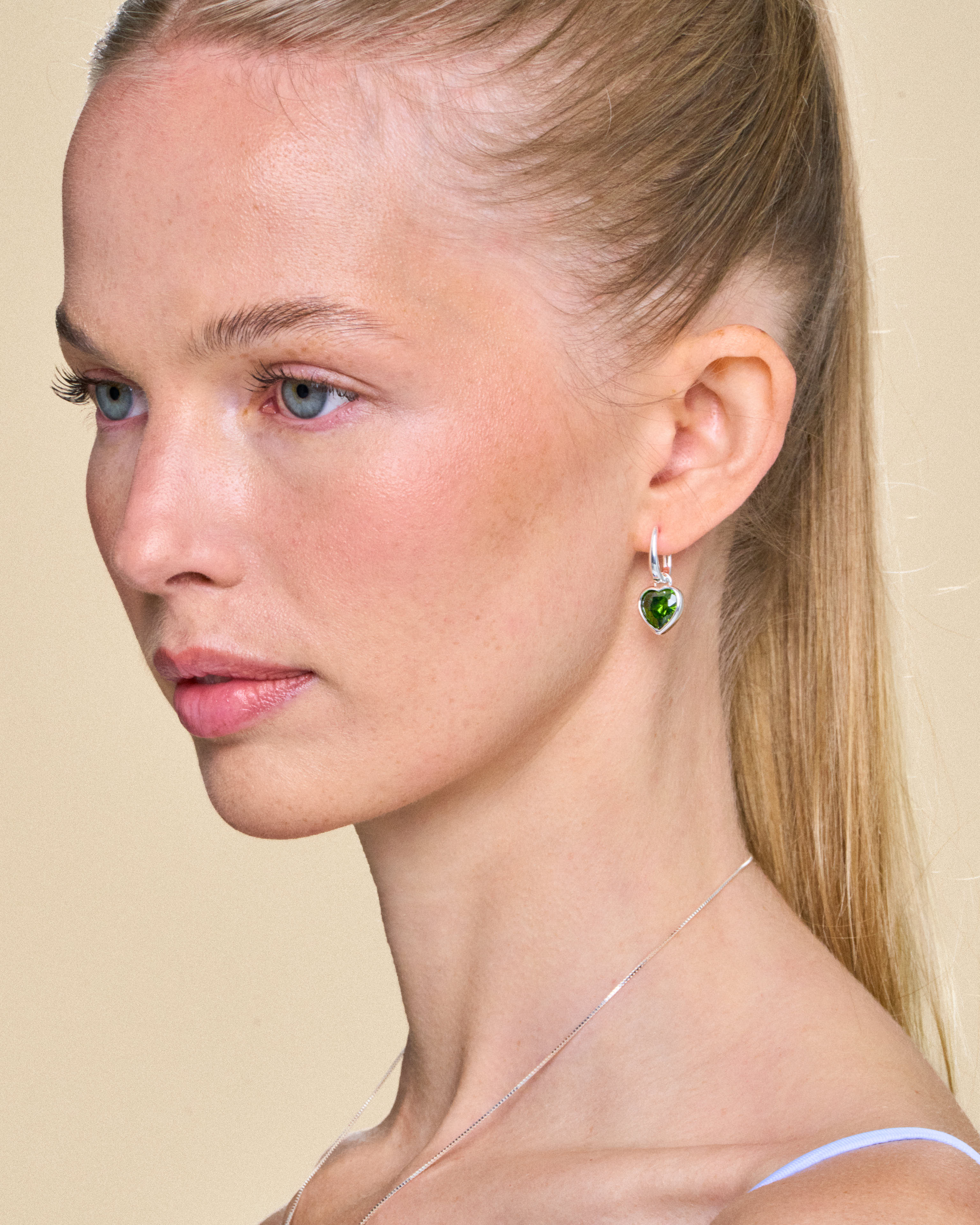 Sweethearts Green Earrings in Silver