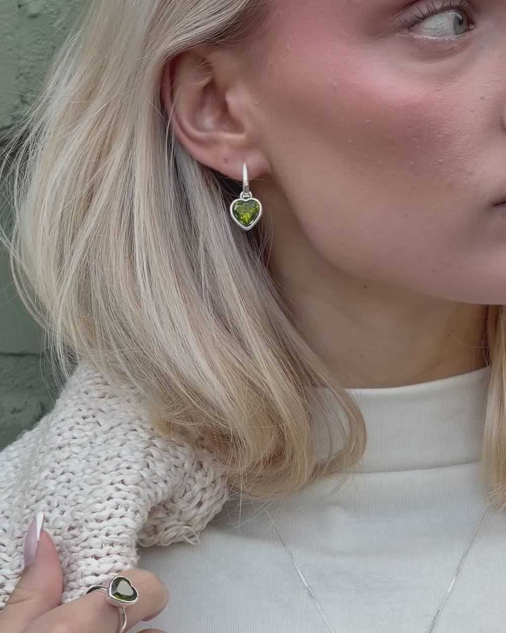 Sweethearts Green Earrings in Silver